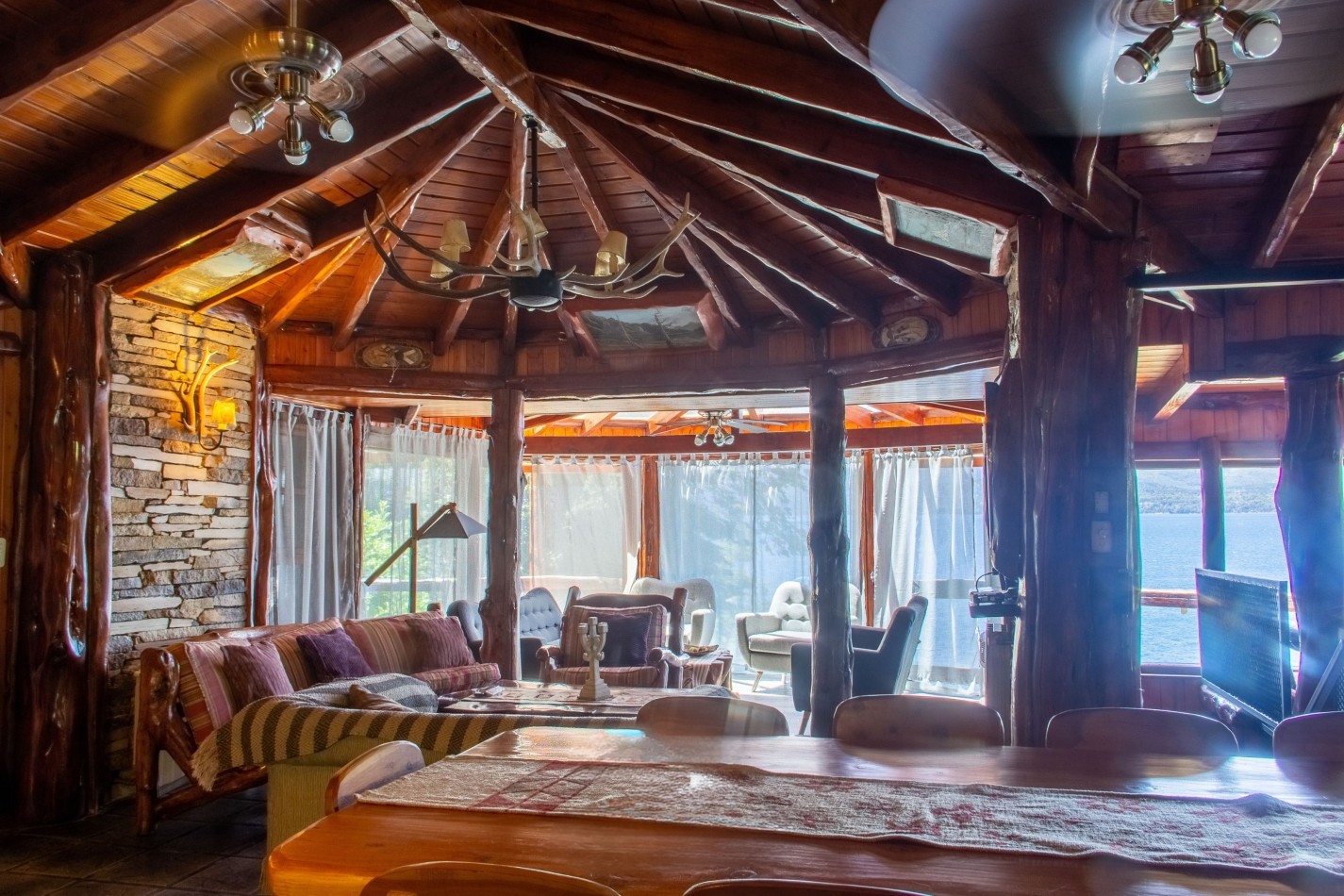 Hermosas cabañas en Venta con Costa de Lago. 